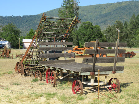 hay wagon